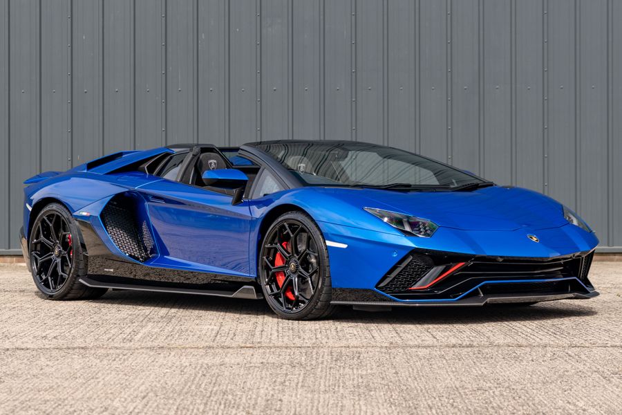 Lamborghini Aventador Ultimae Roadster