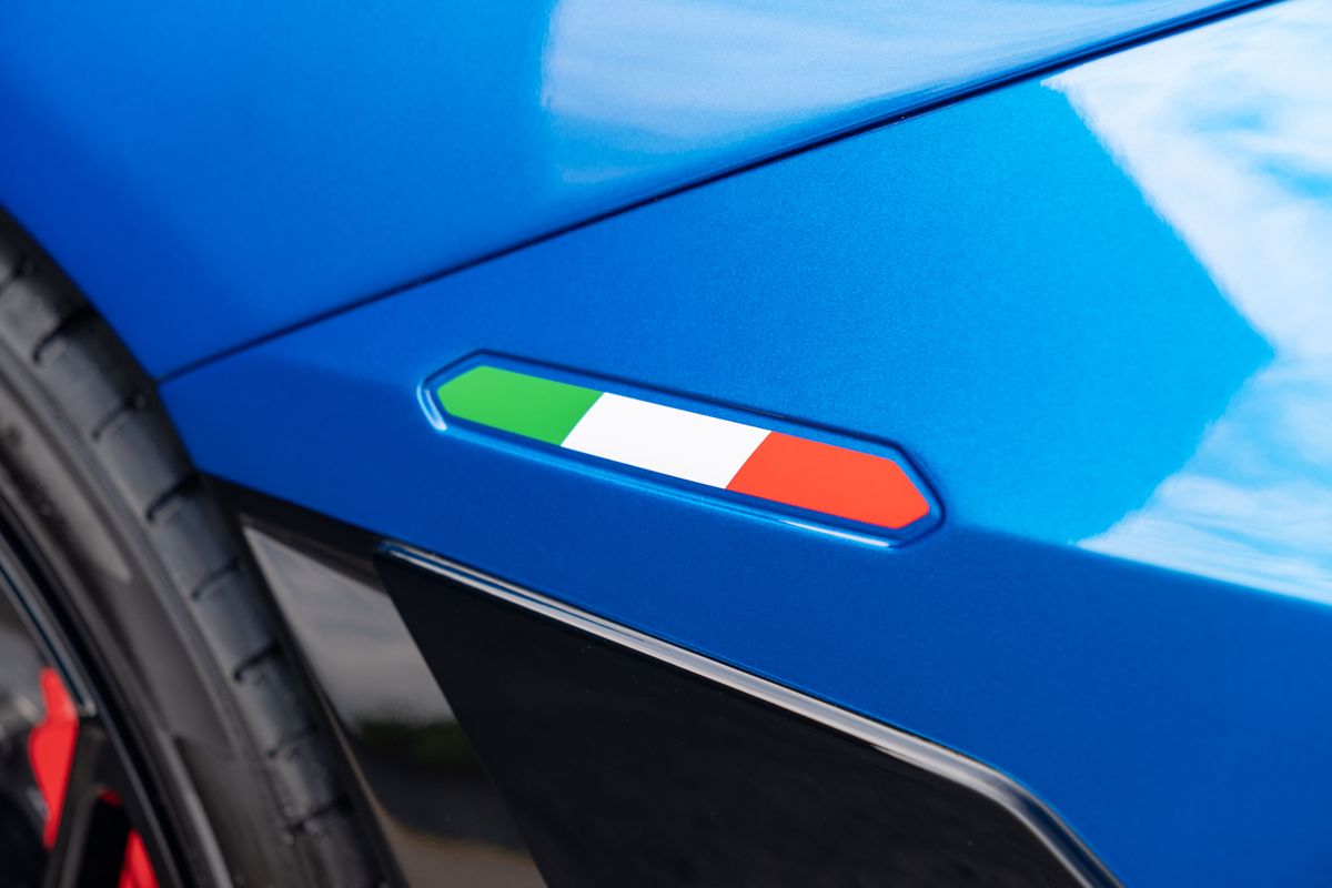 2022 Lamborghini Aventador Ultimae Roadster