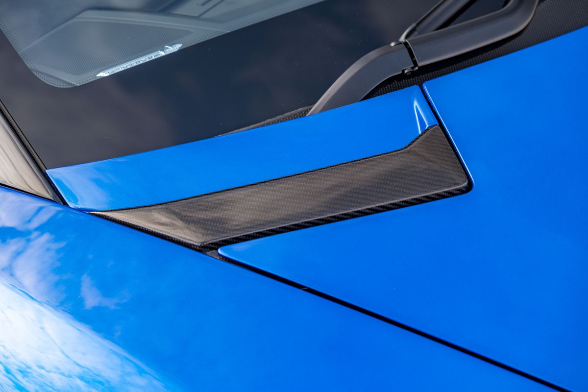 2022 Lamborghini Aventador Ultimae Roadster