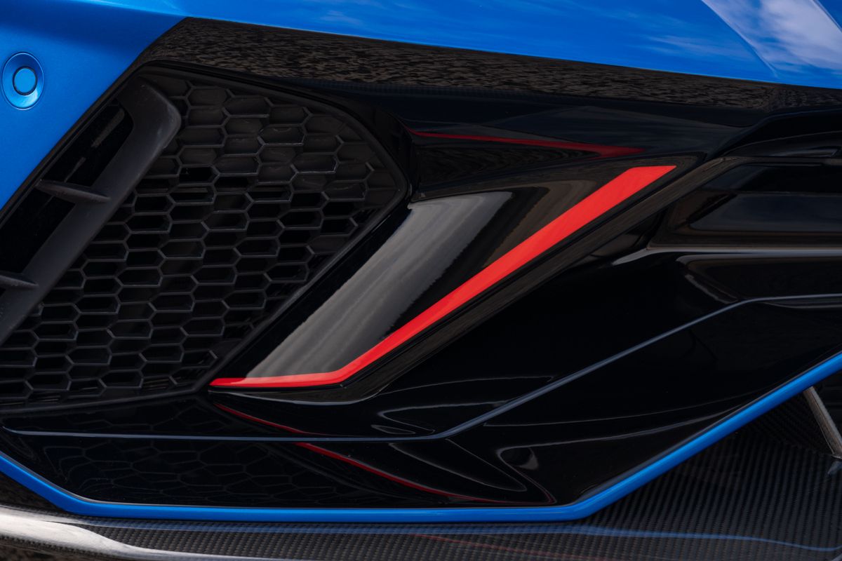 2022 Lamborghini Aventador Ultimae Roadster