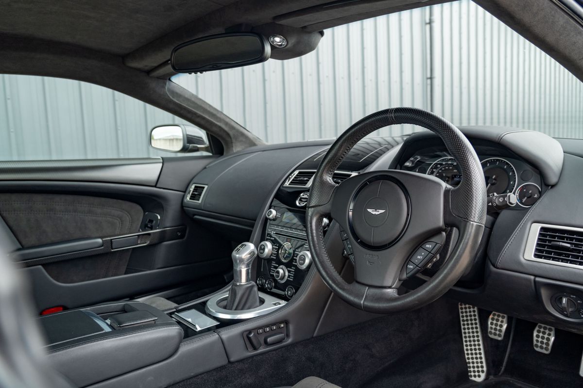 2009 Aston Martin DBS