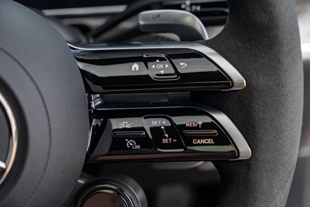 2024 Mercedes-Benz C63 AMG S E Performance