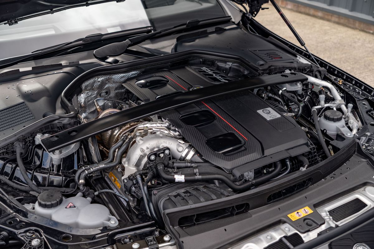 2024 Mercedes-Benz C63 AMG S E Performance