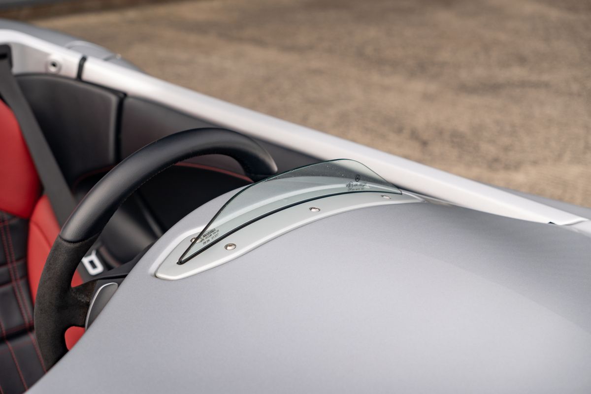 2009 Mercedes-Benz SLR McLaren Stirling Moss