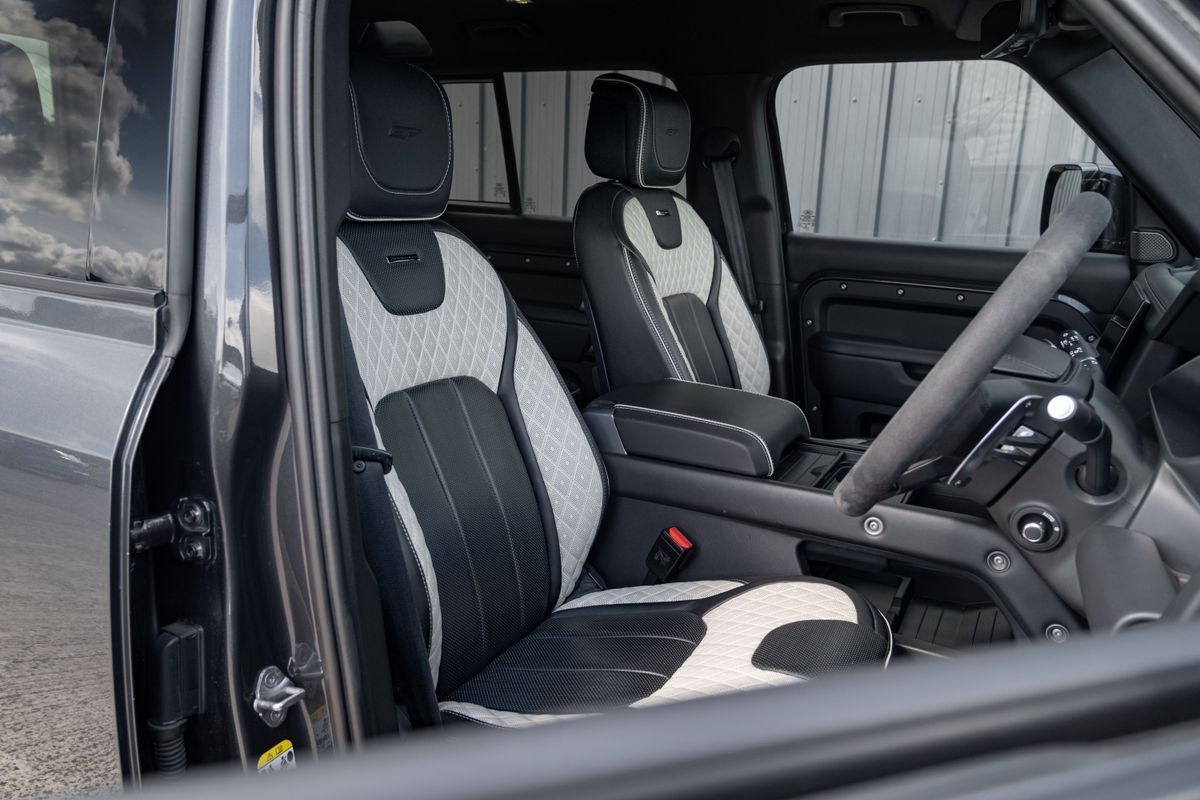 2022 Land Rover Defender V8 Overfinch