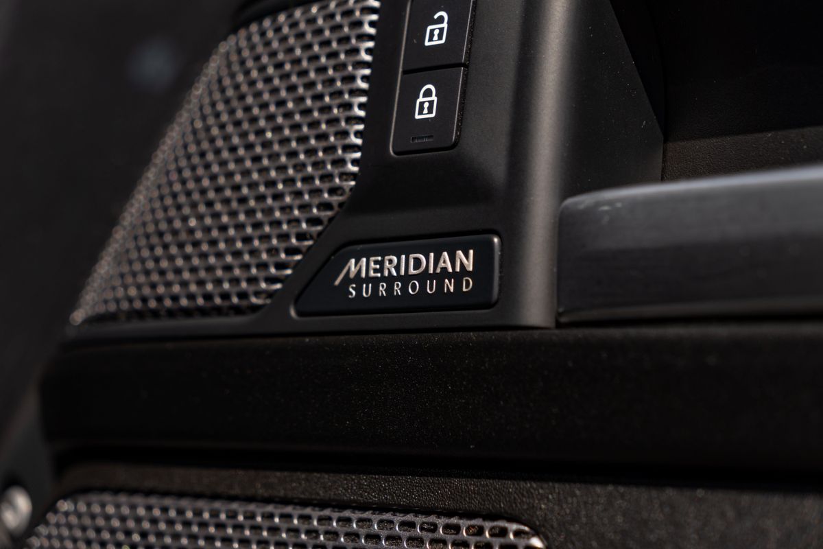 2022 Land Rover Defender V8 Overfinch