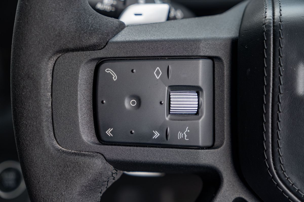 2022 Land Rover Defender V8 Overfinch