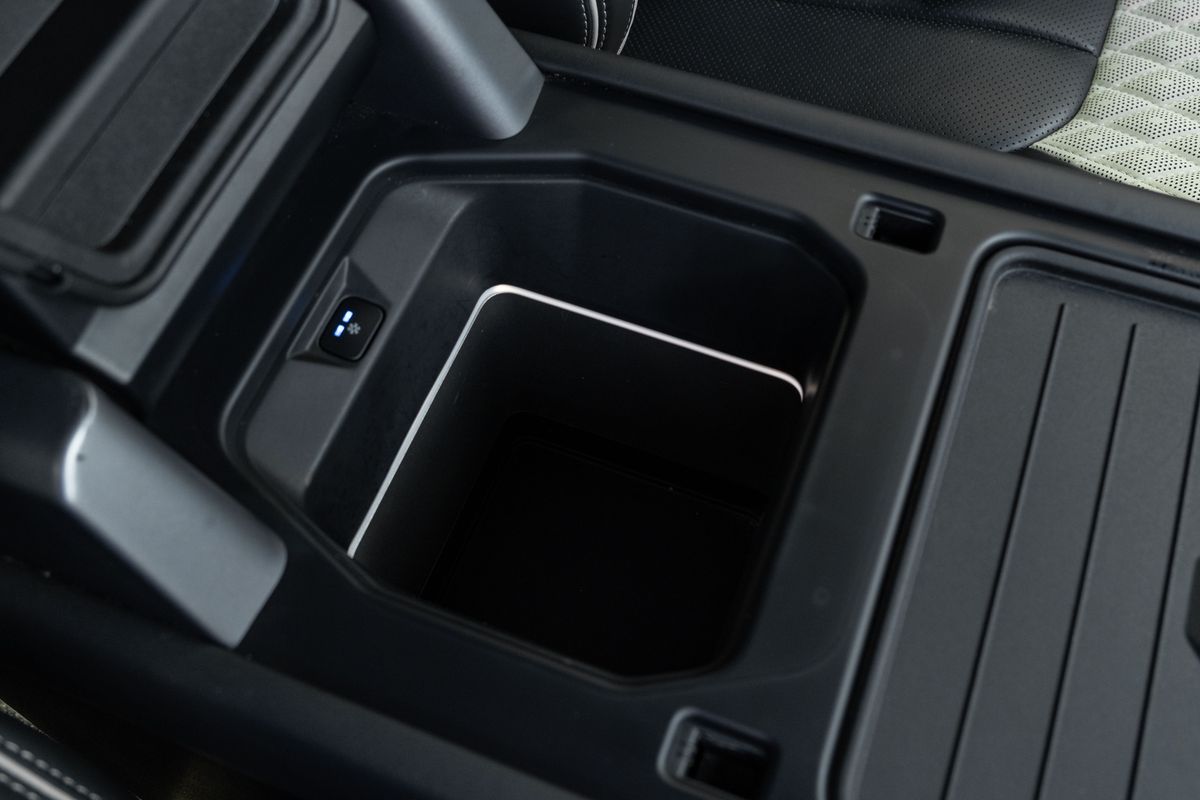 2022 Land Rover Defender V8 Overfinch