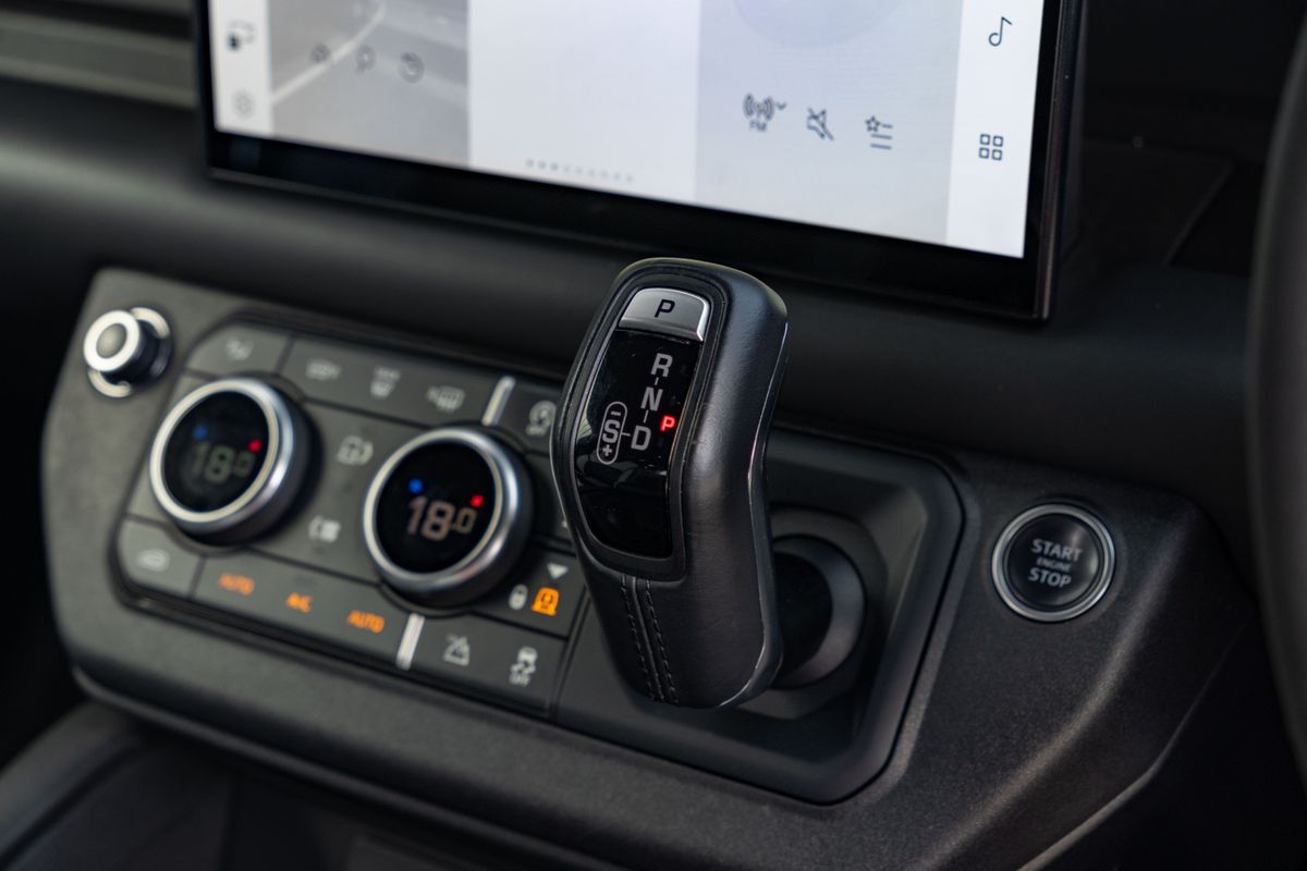 2022 Land Rover Defender V8 Overfinch