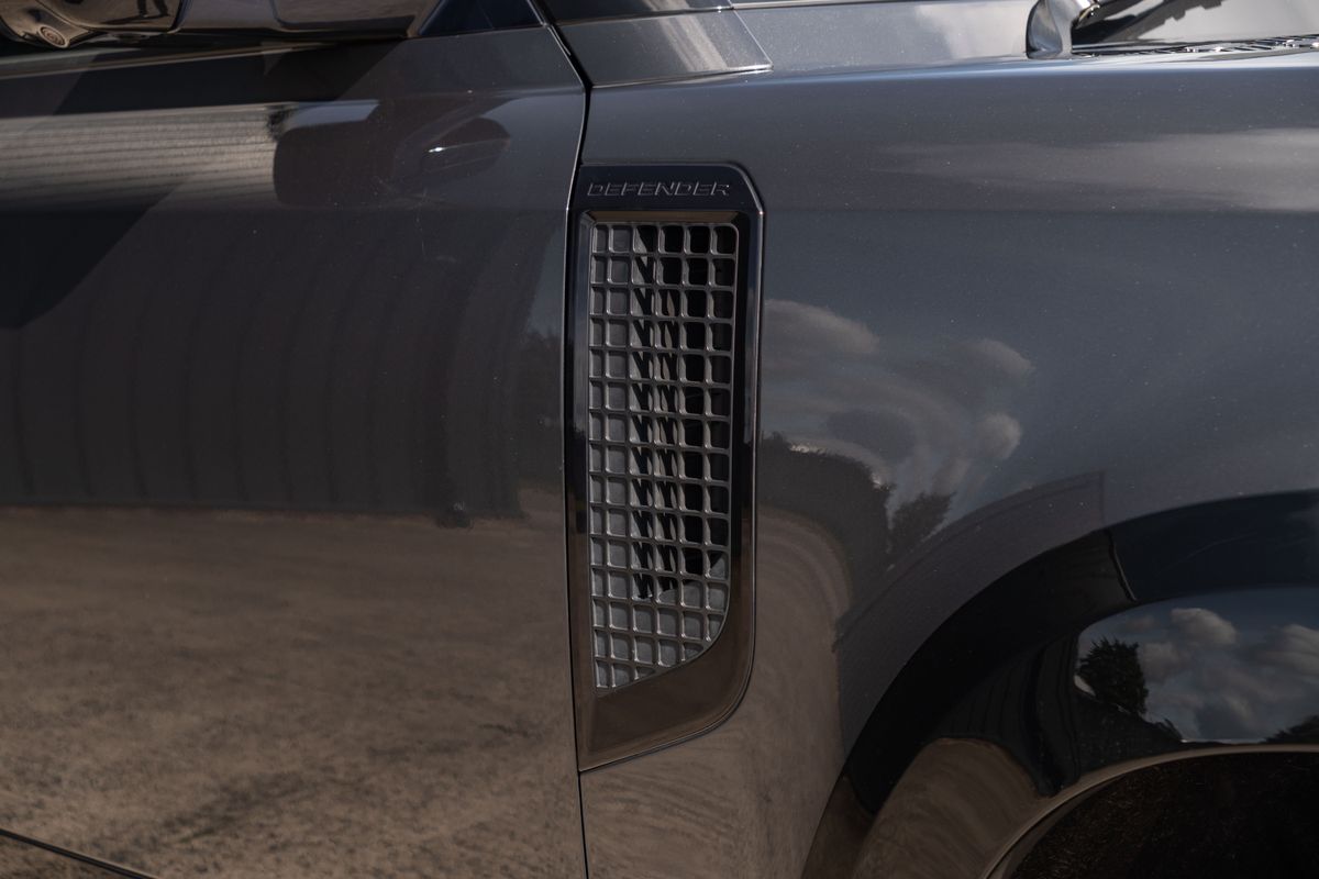 2022 Land Rover Defender V8 Overfinch