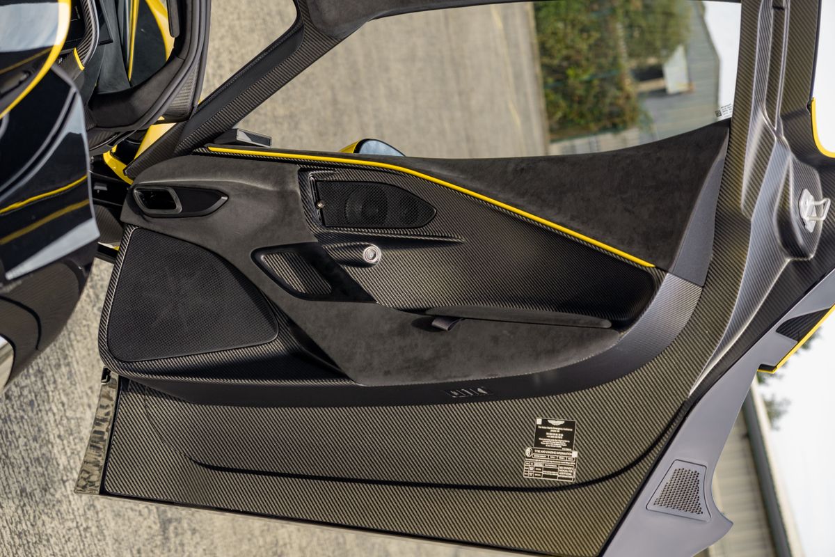 2026 Aston Martin Valhalla