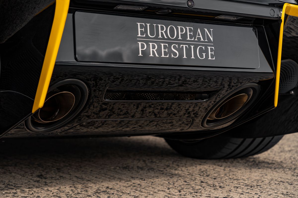 2026 Aston Martin Valhalla
