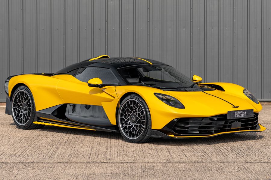 Aston Martin Valhalla
