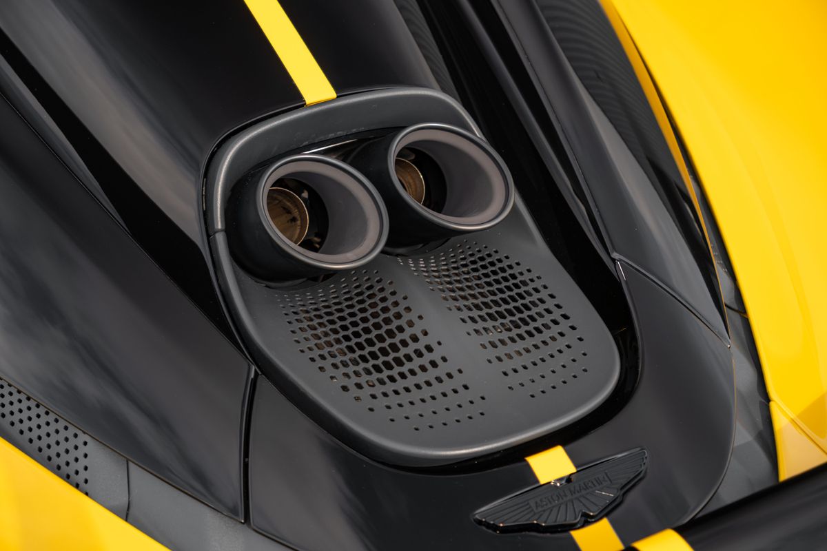 2026 Aston Martin Valhalla