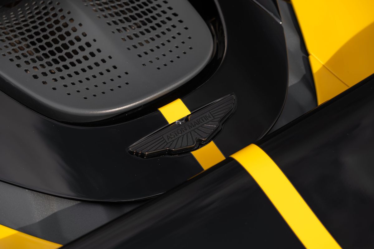 2026 Aston Martin Valhalla