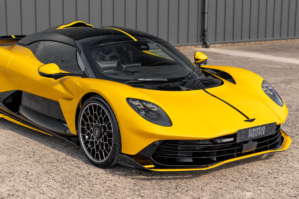 2026 Aston Martin Valhalla