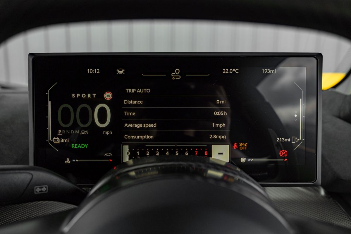 2026 Aston Martin Valhalla