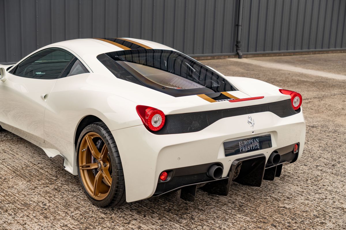 2015 Ferrari 458 Speciale