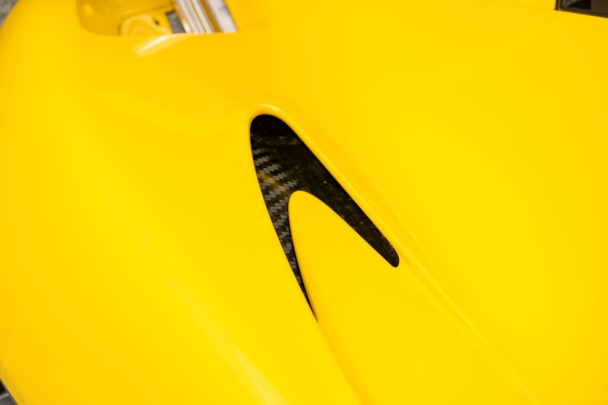 2014 McLaren P1