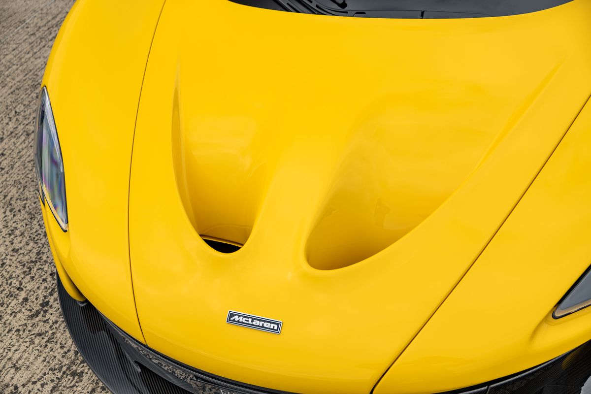 2014 McLaren P1