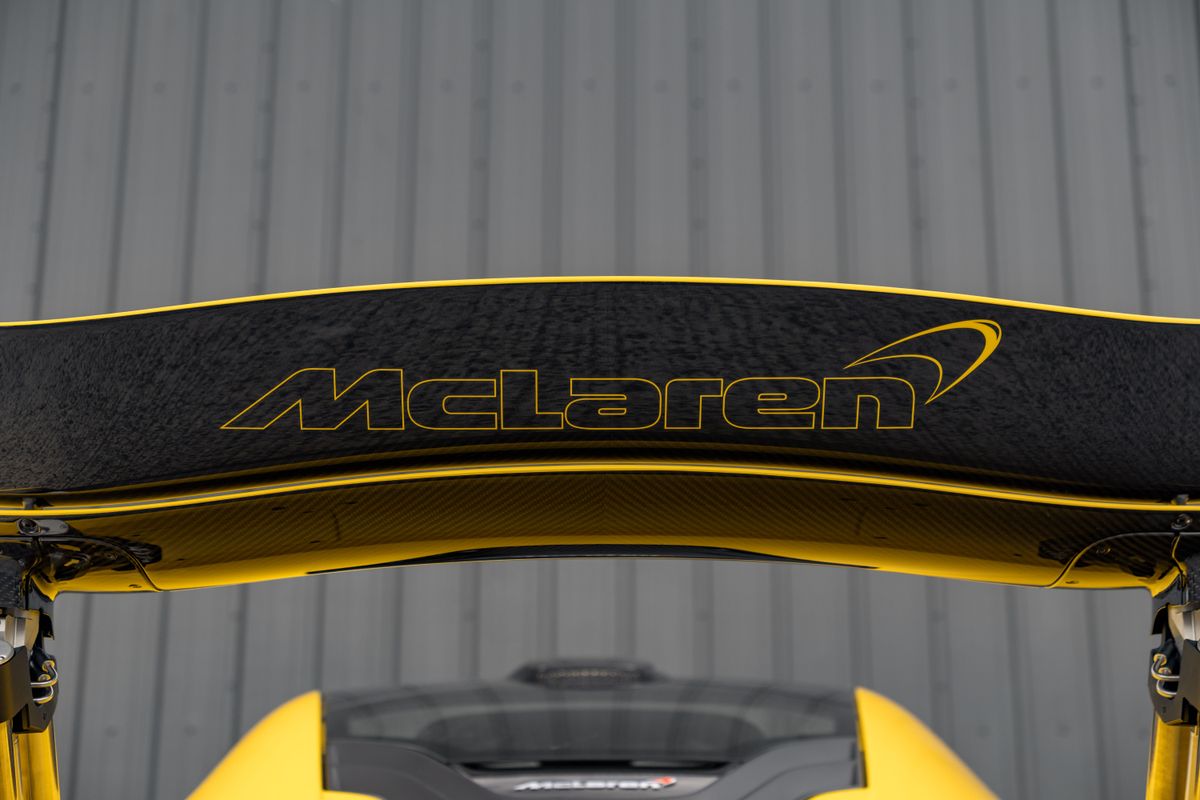 2014 McLaren P1