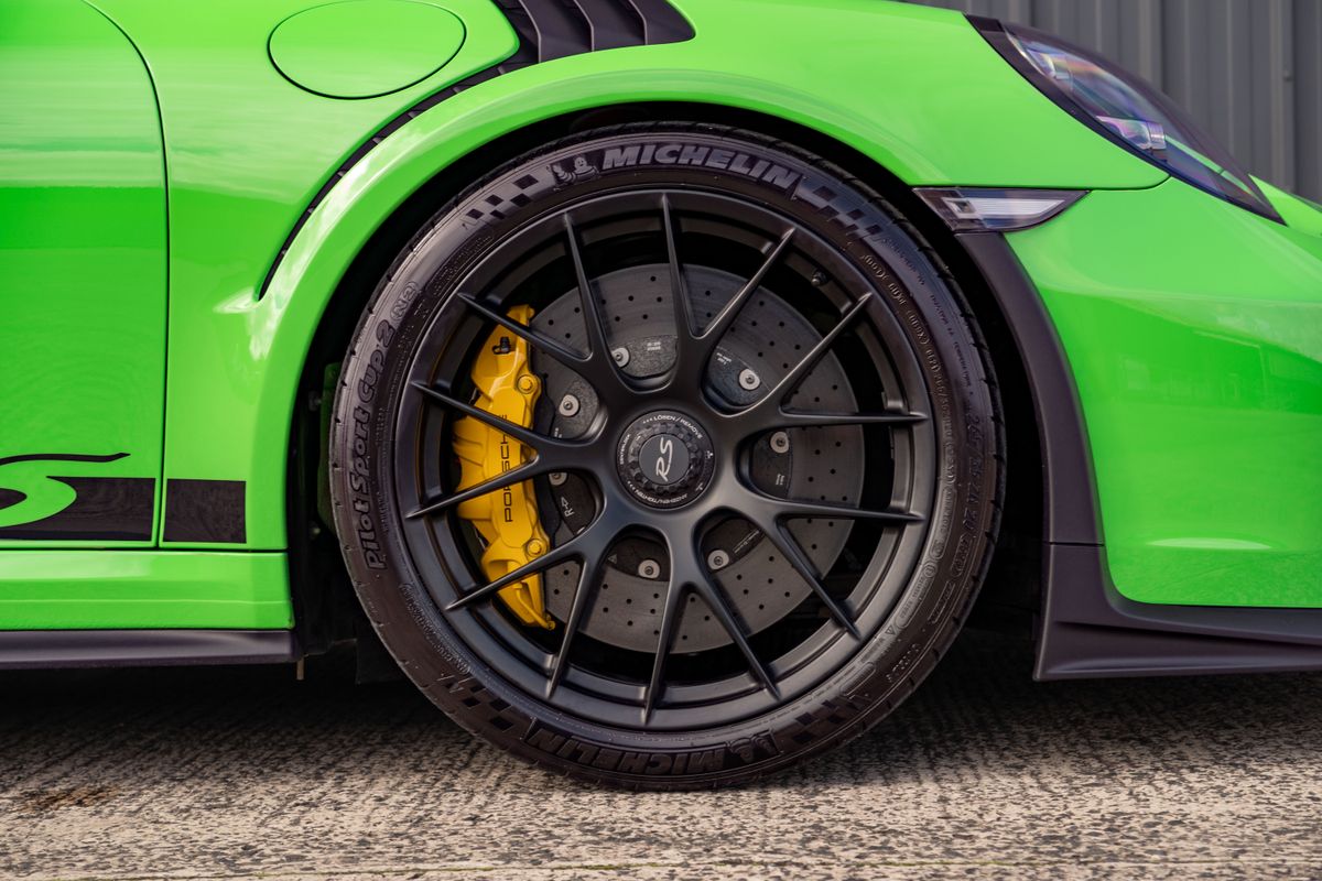 2019 Porsche 911 (991.2) GT3 RS Weissach