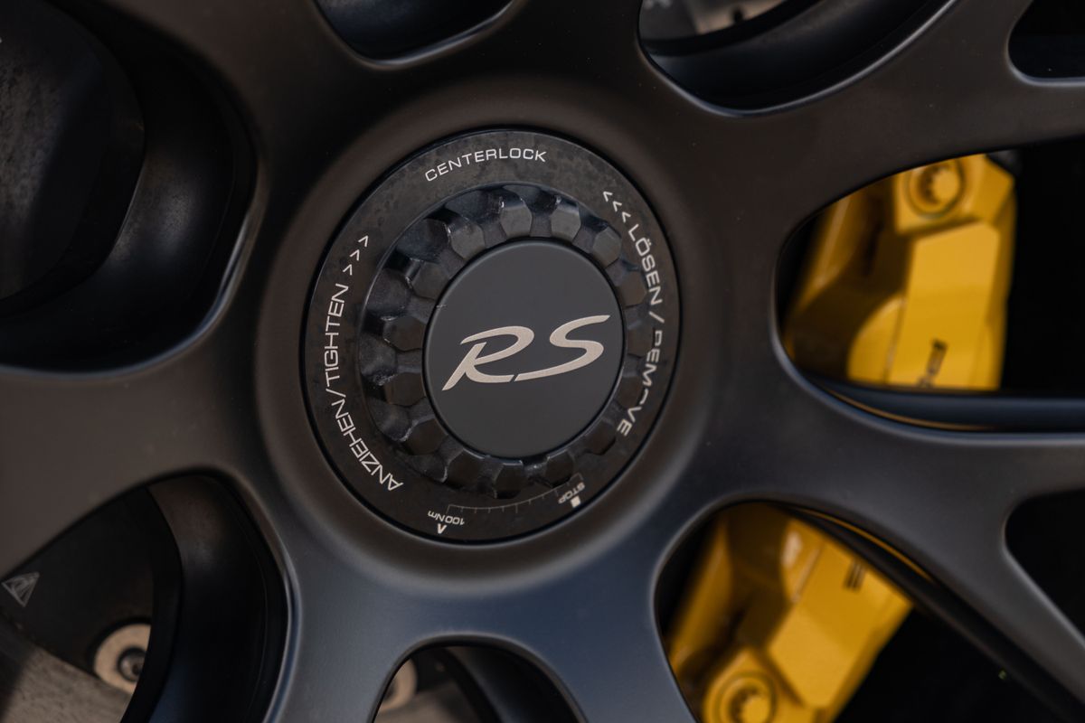 2019 Porsche 911 (991.2) GT3 RS Weissach
