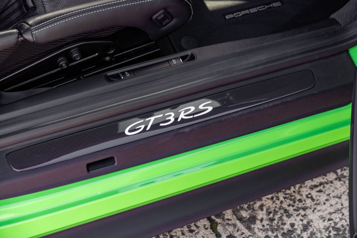 2019 Porsche 911 (991.2) GT3 RS Weissach