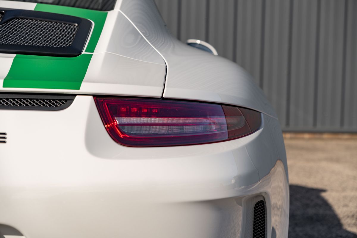 2016 Porsche 911 (991.2) R