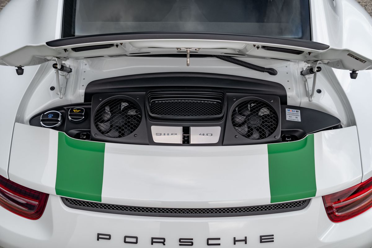 2016 Porsche 911 (991.2) R