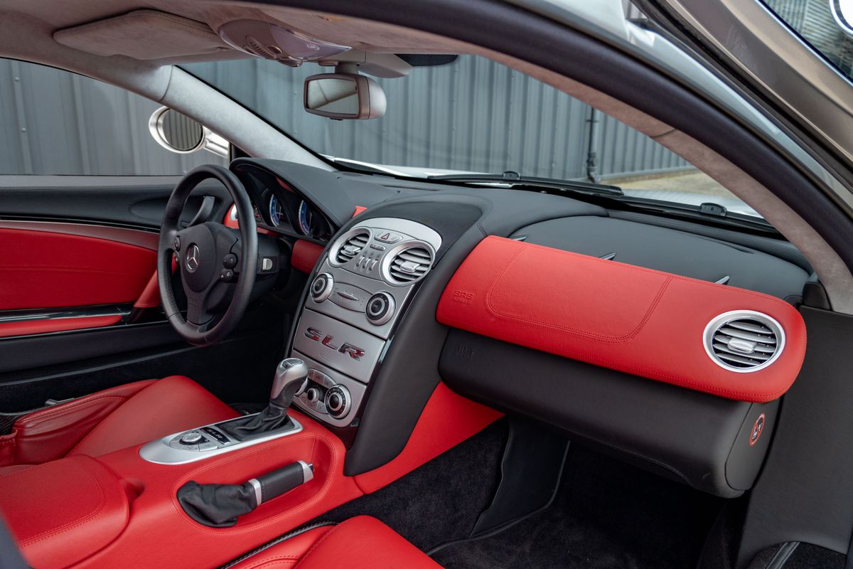 2005 Mercedes-Benz SLR McLaren